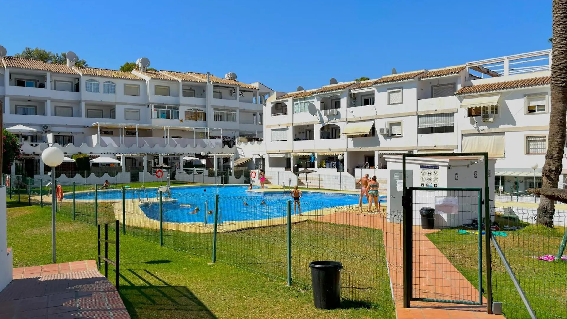 Urb Colina Park Con Piscina Lejlighed Málaga Spanien