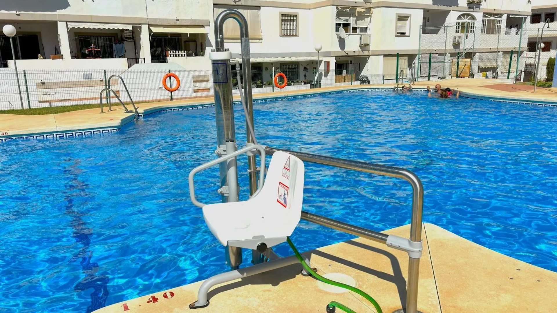 Urb Colina Park Con Piscina Lejlighed Málaga