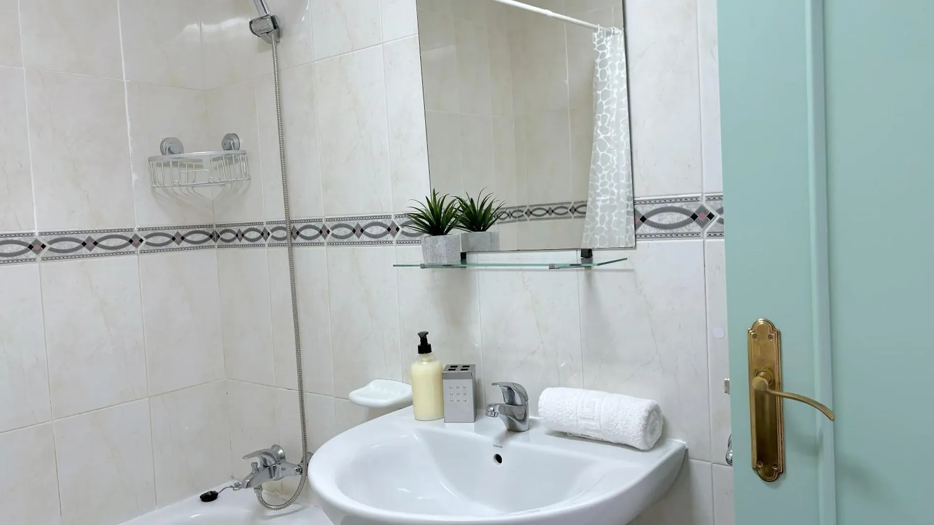 Urb Colina Park Con Piscina Lejlighed Málaga