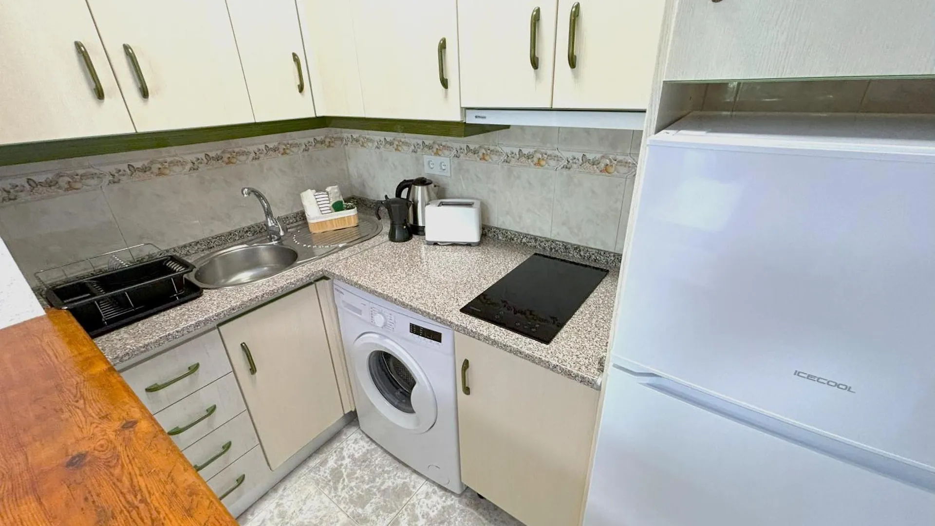 Urb Colina Park Con Piscina Lejlighed Málaga